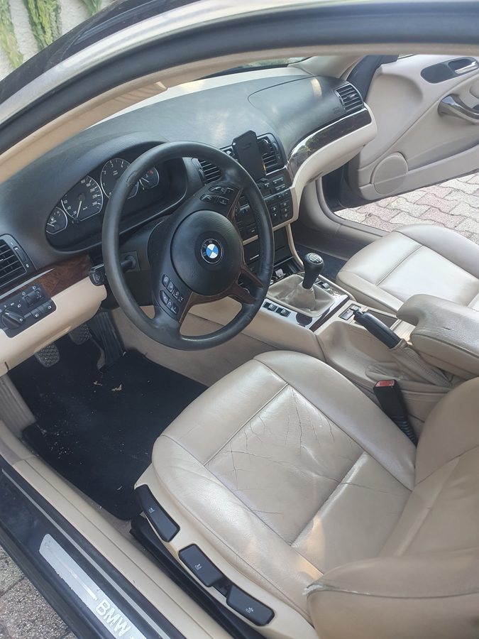 Avant nettoyage - habitacle BMW