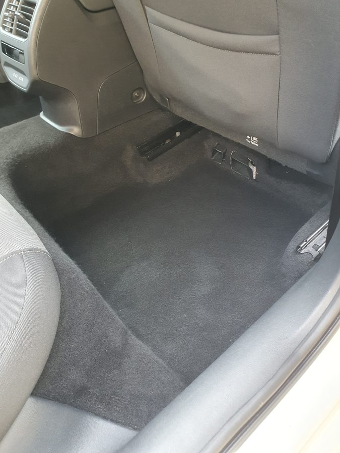 Après nettoyage - plancher arrière Seat Leon